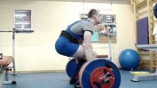 240 kg deadlift (classic) @ 97 kg body weight (529 lbs)