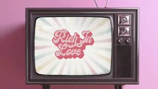 Laryss - Rich In Love [Official Lyric Video]
