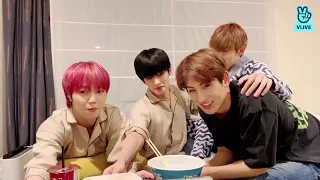 (22.10.08) 우노은호의 우당탕탕 브이앱😎2 | YOUNITE VLIVE