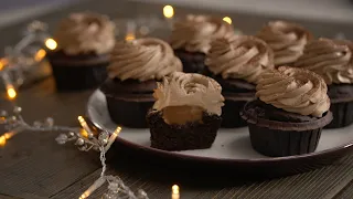 Chocolate Cupcakes Recipe with caramel by Liza Glinskaya 😍