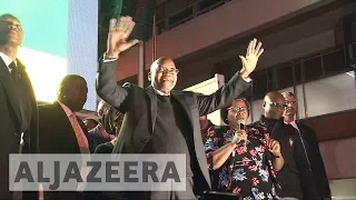 South Africa's President Jacob Zuma survives no-confidence vote