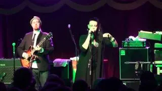 (HD) Soulive w/ Alecia Chakour + Ivan Neville - Today I Sing The Bues - Brooklyn Bowl - 3.8.11