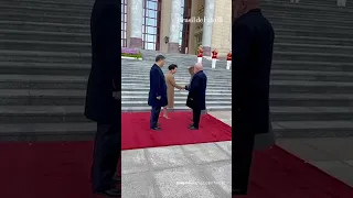 Lula é recebido por Xi Jinping em Pequim, na China
