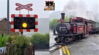 Blaenau Ffestiniog (Glanypwll) Level Crossing, Ffestiniog Railway, Gwynedd