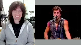 British guitarist analyses Bruce Springsteen playing live in 1985!