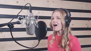 „Ucisz serce” cover by Amelia Kita