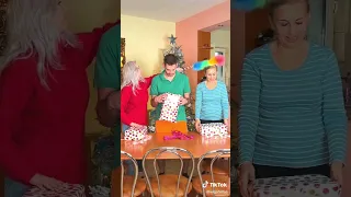 Wigofellas una Navidad 🎄 tan bromita 🤣😂😜🤣🤣