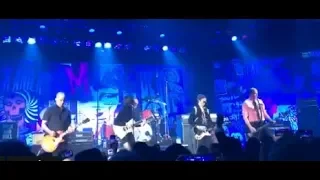 NIRVANA reunited for the "heaven" Gala - played 5 Nirvana songs w/ guests