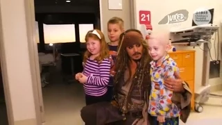 Depp in kids' hospital visit