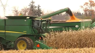 Corn Harvest 2020 | John Deere S670 Combine Harvesting Corn | Ontario, Canada