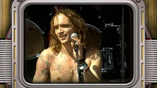 The Darkness - Growing On Me [Live at Knebworth 2003]