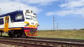 | Kyiv City Express | Тарасовский челнок. Электропоезд ЭР9М-544 с приветствием.