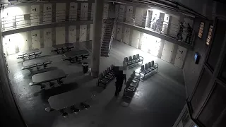 Cook County Jail Inmate Attacks Officers After Routine Check