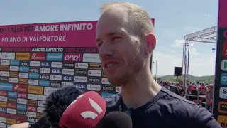 Visma Lease a Bike reacts to Cian Uijtdebroeks abandon with Marc Reef - Stage 11 - Giro d'Italia