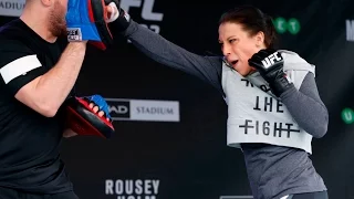 UFC 193: Joanna Jedrzejczyk Open Workout Session (Complete)