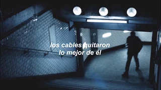 wires  // the neighbourhood (español)