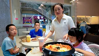 Take your child to the county for shopping and Korean cuisine