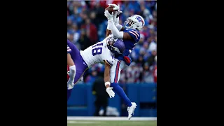 Justin Jefferson INSANE CATCH to 1-UP Stefon Diggs 🥶 #shorts