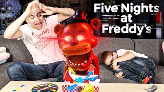 LE PIRE JEU DE SOCIÉTÉ !!! - Five Nights at Freddy's Steal his Pizza if you Dare