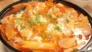 Super Easy to make cheese Korean Rice Cakes | korean street food | 떡볶이Tteokbokki |