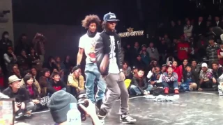 Невероятно крутой хип хоп данс батл лучших танцоров в мире, Les Twins нереально круто танцует