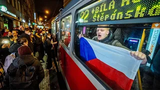 JÍZDA TRAMVAJÍ č.22 22.02.2022 - Největší párty v historii pražské MHD!!! SESTŘIH  | TPHM