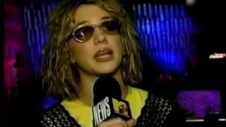 Britney Spears Crazy 2K tour Backstage Interview 2000