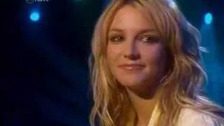 Britney Spears - I'm Not A Girl, Not Yet A Woman (Live)