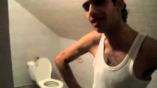 Пьяный в туалете drunk in toilet