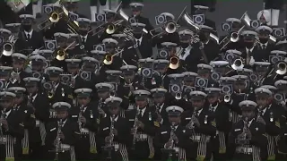 Sare Jahan Se Acchha at Beating Retreat 2021 by Armed Forces Band in New Delhi