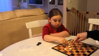 LadyLisa учится играть в шашки и "Чапаева" (часть 1-я)