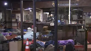 Migrants live in Chicago police station as city deals with influx