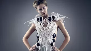Robotic Spider Dress [Intel Edison based] // 2015