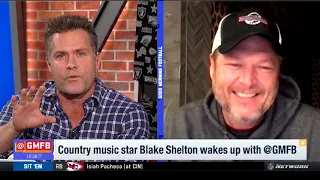 Blake Shelton wakes up with GMFB, December 2022