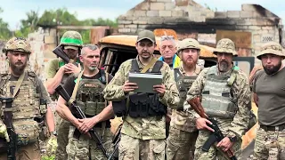 Дикі Чернівці, військові ЗСУ передають "вітання" корумпованим суддям