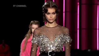 KAIA GERBER / runway walks 2020