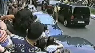 Michael Jackson Arrival, Munich, June 26, 1999, part 6/9