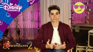 Descendants 2 | 6 hurtige spørgsmål til Cameron Boyce - Disney Channel Danmark