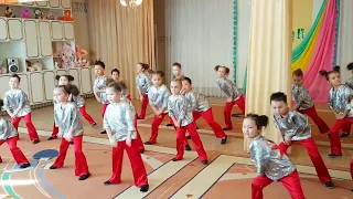 Рауан 2018 Танец "Маленькие звезды" д/с №27 г.Павлодар