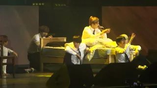 [fancam] 150802 TRB in Chile - Blanket Kick