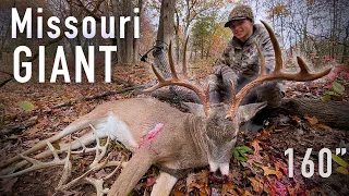 GIANT Typical 10 Shot at 5 Yds w/Bow!! Self-Filmed 16yr old's Saddle Hunt! | Buck ROAR😳