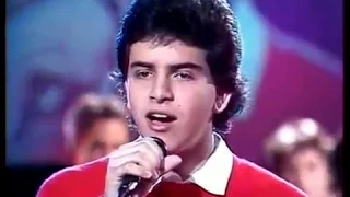 Glenn Medeiros   Nothings Gonna Change My Love For You  Childéric 10 02 1988 France 5