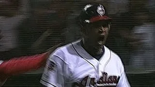 1997 ALDS Gm4: Alomar homers off Mo to tie it