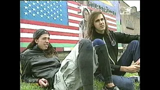 Nirvana's Krist Novoselic and Dave Grohl on Nirvana's tour | MTV 1993