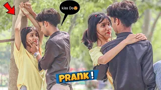 Romantic Prank Girlfriend 💋 || Prank on girlfriend || Garib K Prank @hem_yadav.08