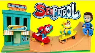 NEW Paw Patrol Adventure Beach Marshall & Rubble's Beach Skate Shop SEA PATROL