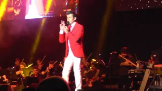 Sonu Nigam singing Suraj Hua Maddham (K3G) - Live in the Netherlands