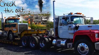 Mack R Model Finds A Lowbed & A Superliner To Haul With It!  #mack  #trucking #heavyhaul