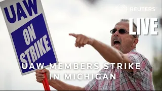 LIVE: United Auto Workers picket at Ford plant in Michigan