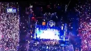 Justin Bieber performance on Times Square New York.